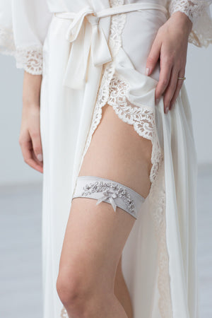 Wedding Bridal Garter Silver Embroidery Flowers by Liumy - Liumy 