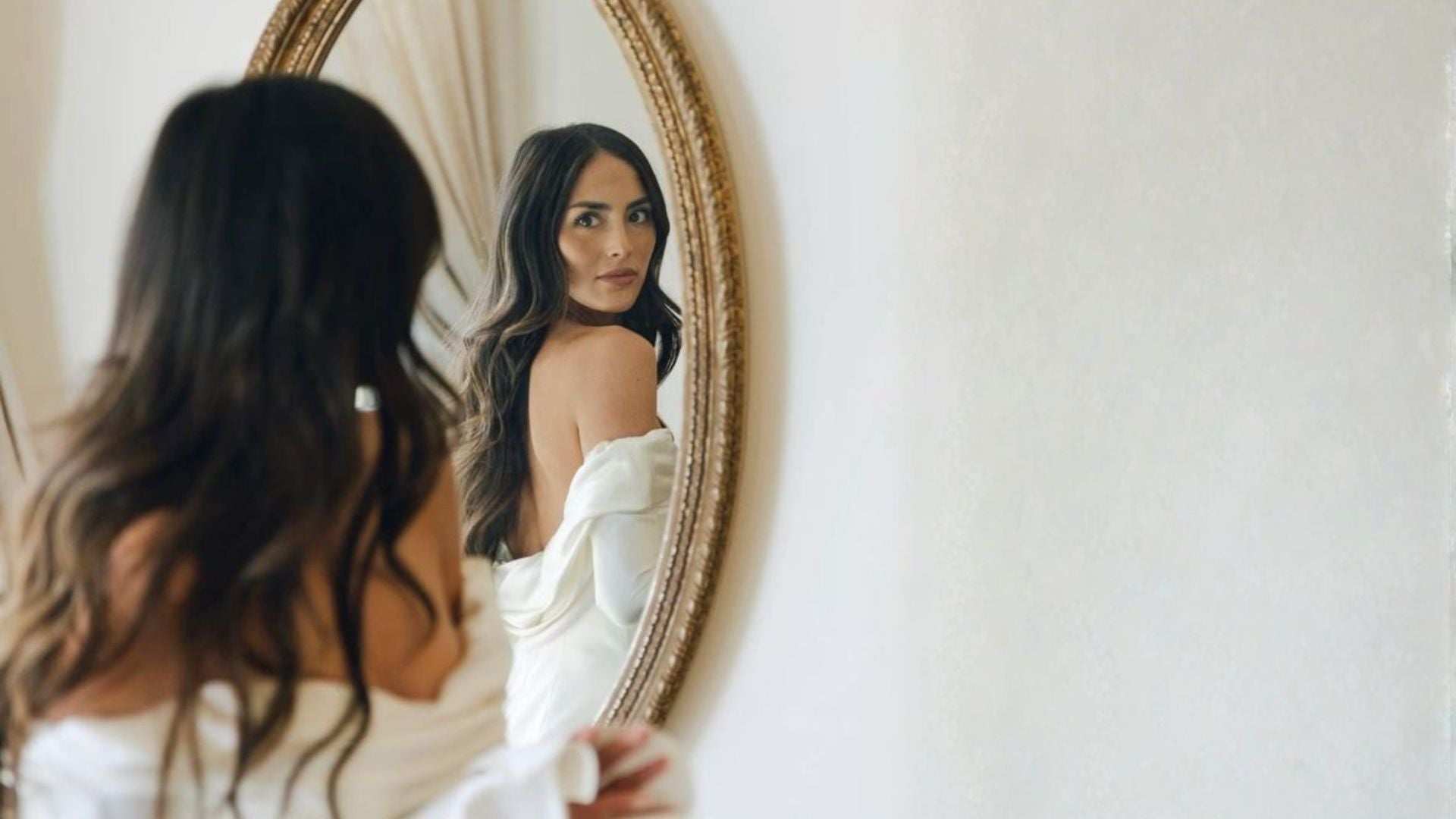 Winter Hair & Makeup Trends for Brides 2025