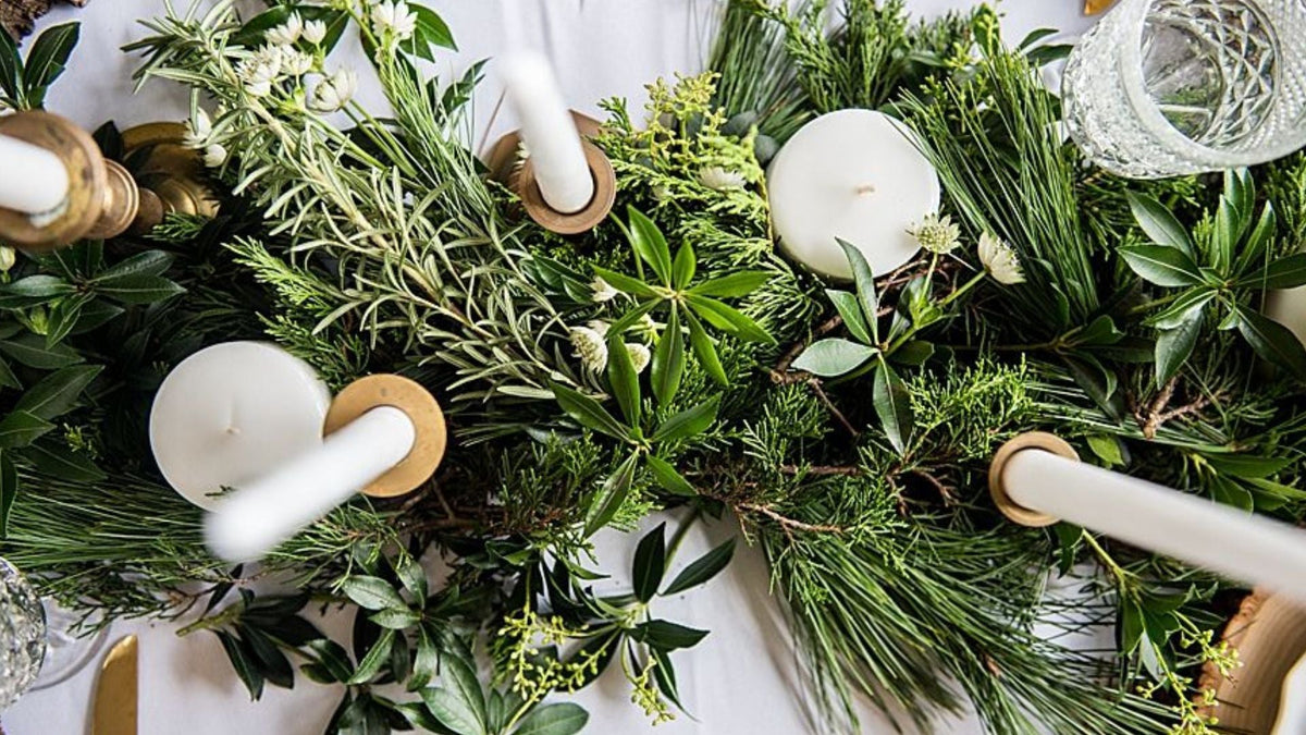 Winter Wedding Decor: Fireplace & Candle Decor for Winter Receptions