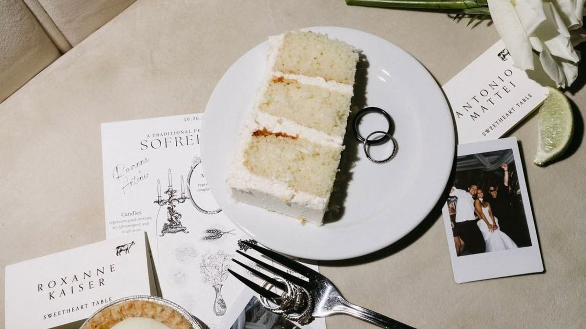 A Slice of the Season: Stunning Fall & Winter Wedding Cake Ideas