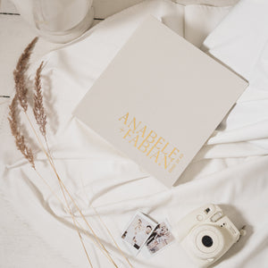 Silky White + Real Gold | Guest Book ♡