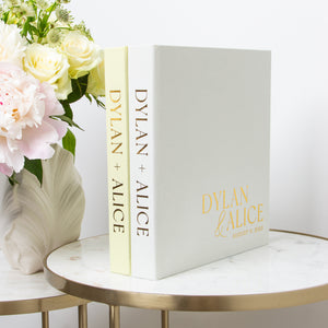 Silky White + Real Gold | Guest Book