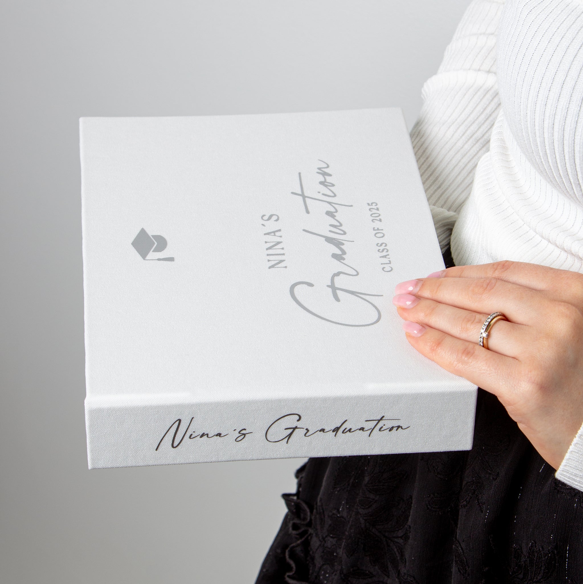 Silky White + Silver Matte | Graduation Book