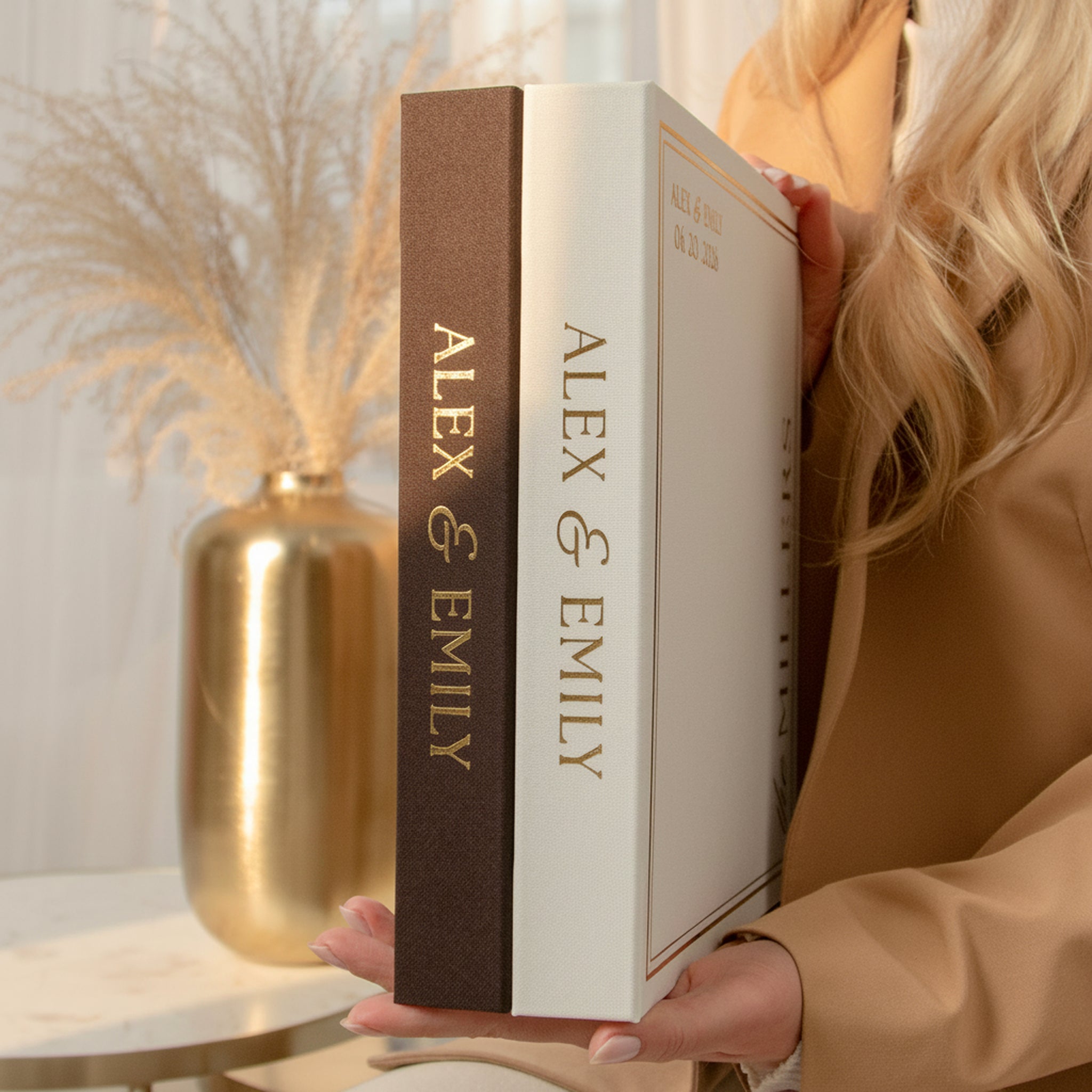 Brown + Real Gold | Guest Book