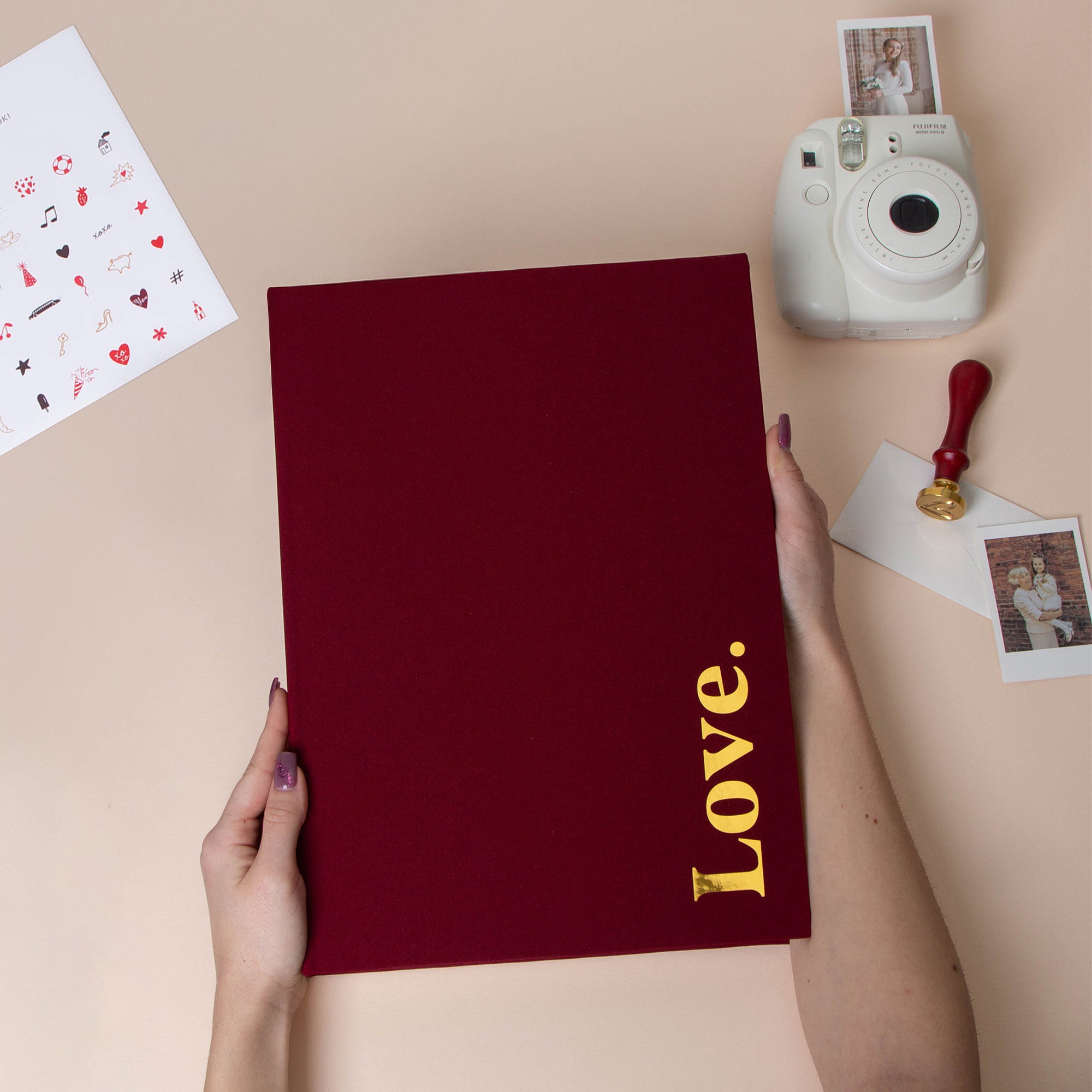 Cherry + Real Gold | Guest Book