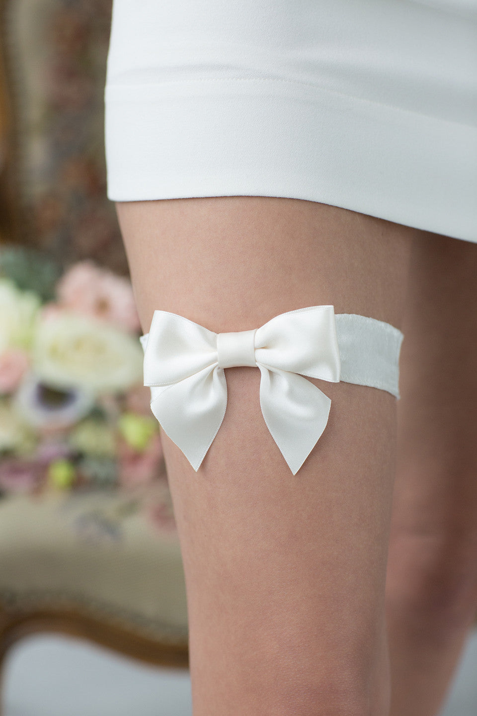 Wedding Garter Ivory Velour with Ribbon by Liumy - Liumy 