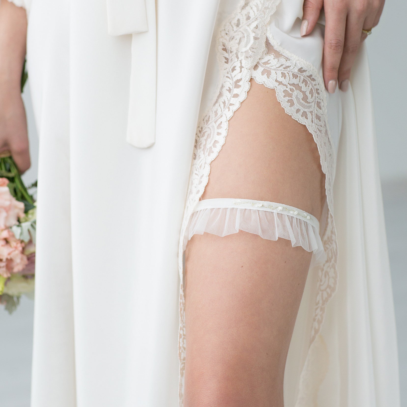 Bridal Garter White Tule Embroidery by Liumy Design Atelje - Liumy 