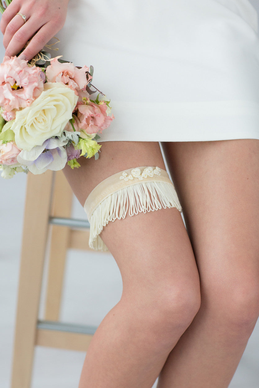 Bridal Garter Ivory Stripes Flower Embroidery by Liumy Design Atelje - Liumy 